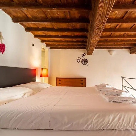 Palazzo Vecchio By Mmega Apartmán